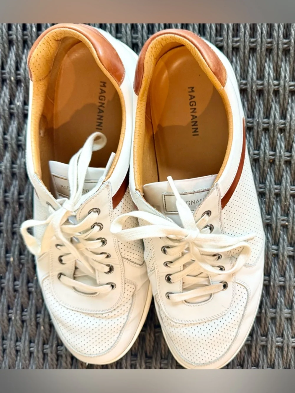 Magnanni Casual Sneakers Shoes White Brown Leather Sneakers Mens Size 11 M - Picture 3 of 8
